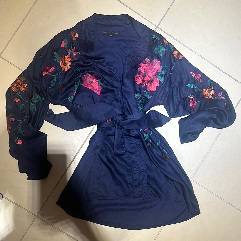 Embroidered Floral Navy Robe